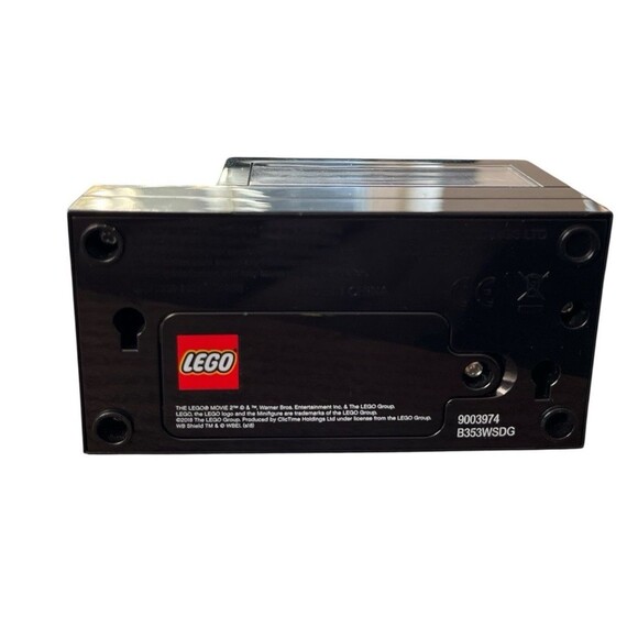 The LEGO Movie Lucy Wyldstyle Minifigure Digital Alarm Clock - Picture 5 of 5